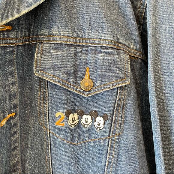 The Disney Store Vintage Mickey Mouse Denim Trucker Jacket Large 2000 Y2K - Picture 11 of 12